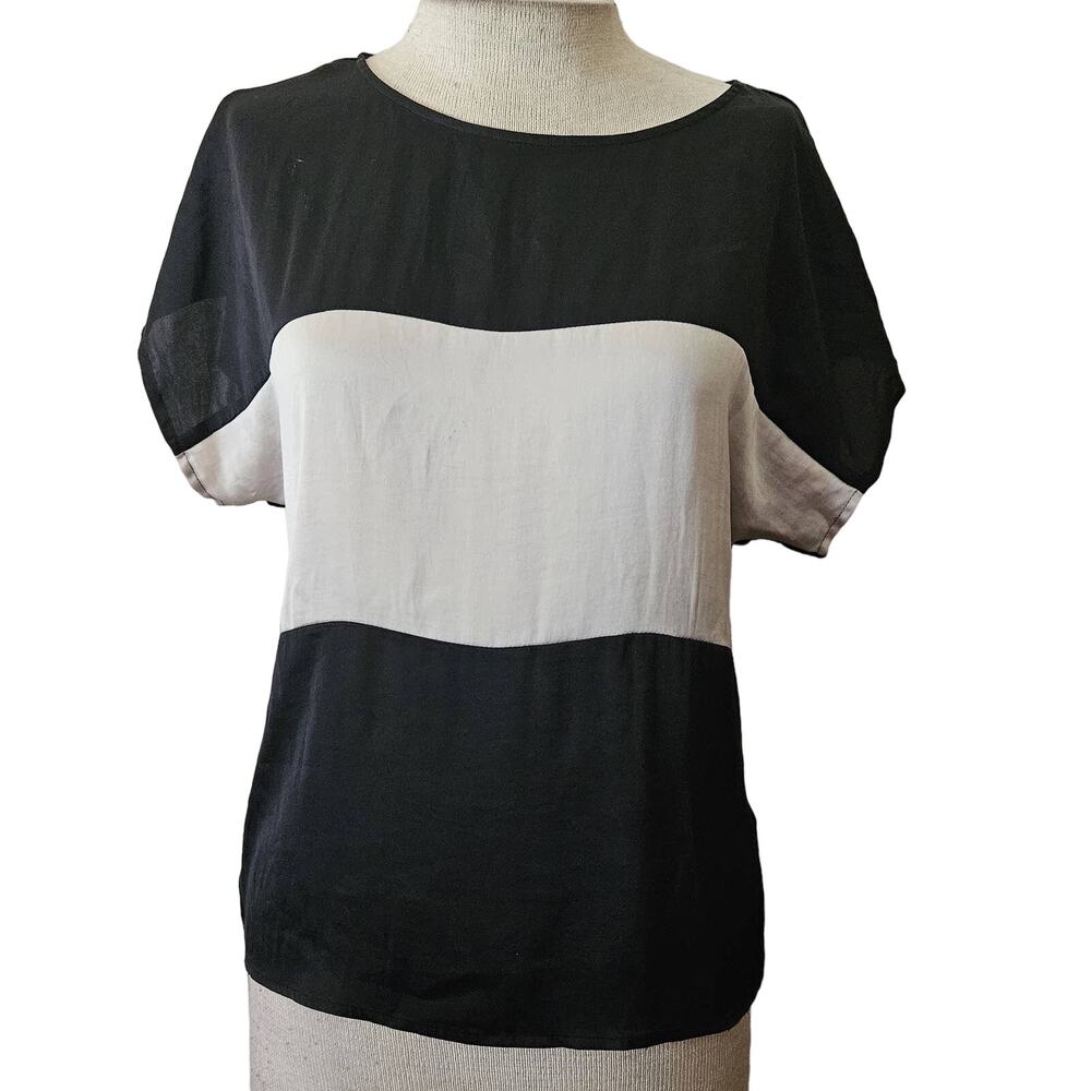 Vince Camuto Black Cream Short Sleeve Blouse Size XS